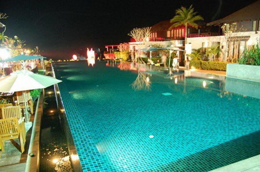 The Oriental Beach Resort Rayong Dış mekan fotoğraf